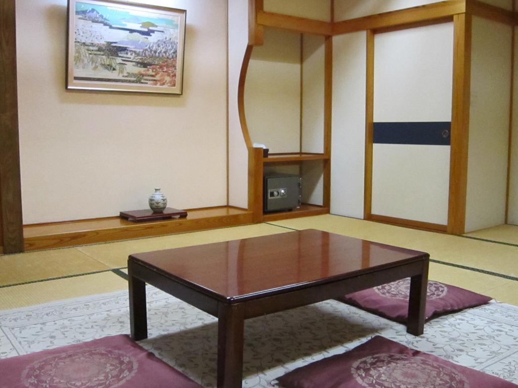Nozawa Onsen Hotel Exterior photo